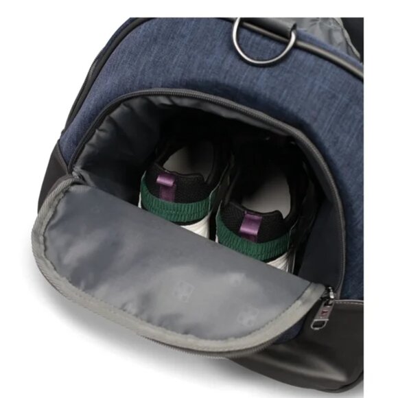 SwissTech Excursion Blue 24" Travel Duffel Bag NWT.  10.5"x24"x12". - Picture 3 of 7